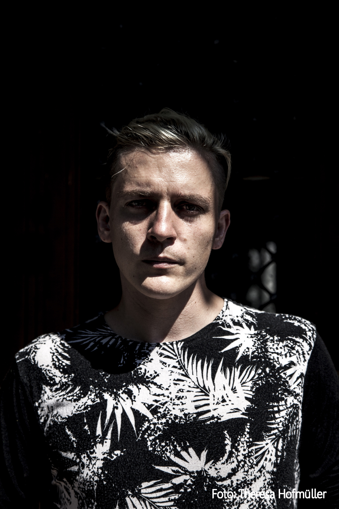 Flo Strohriegl (13 small)